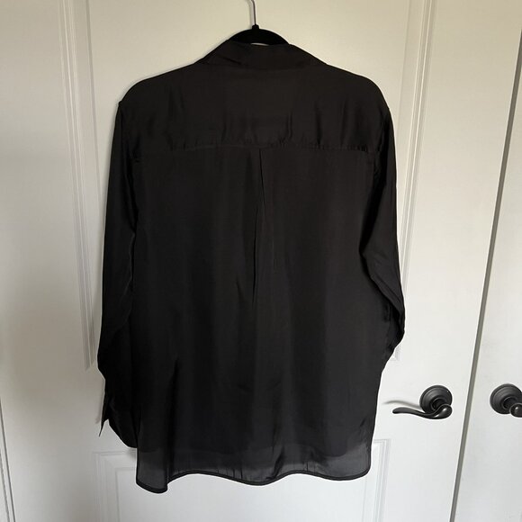 Old Navy Button-Up Shirt - Picture 2 of 3